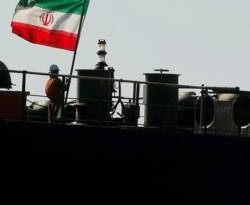 إعلامي موالٍ: الحكومة لا تدفع ثمن النفط لإيران