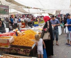 في ظل توقف بعض السوريين عن العمل.. 