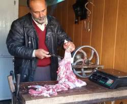 أسعار السلع في ريف درعا الغربي تتأثر بهبوط سعر الدولار