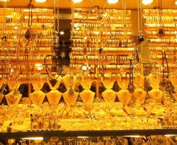 انخفاض طفيف في سعر الذهب محلياً، ومعرض للجواهر في البحرين