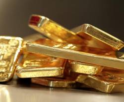 عالمياً: الذهب يحقق أكبر مكاسب فصلية في نحو 30 عاماً