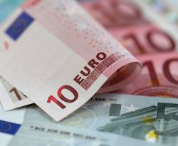 بدمشق...اليورو يرتفع والدرهم الإماراتي أعلى من الريال السعودي