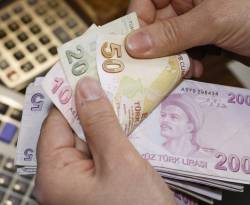 التركية تخالف اتجاه الدولار واليورو التراجعي في دمشق