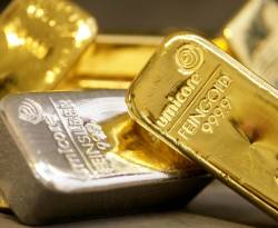 عالمياً: هبوط الذهب والفضة لأدنى مستوياته منذ 2010 مع صعود الدولار