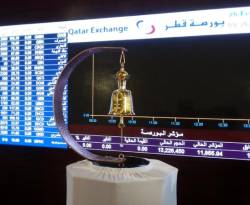 بورصة قطر تغلق مستقرة بعد موجة بيع مذعور قصيرة والسوق السعودية تتراجع