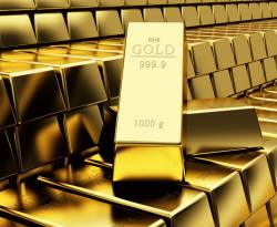 عالمياً: الذهب يقفز 2.6% متعافيا من أدنى مستوى في 4 سنوات ونصف بعد بيانات أمريكية