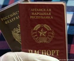 الاتحاد الأوروبي يعتزم تقييد دخول الروس دون حظر التأشيرات