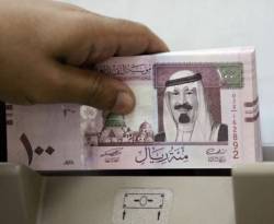 السعودية تخفض الإنفاق بنسبة 5 بالمائة مع انخفاض أسعار النفط