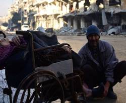 صرخة من حلب.. لم يبق من طعام سوى الفاصولياء