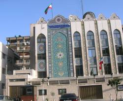 حفاوة كبيرة يلقاها السفير الإيراني في وزارة النفط