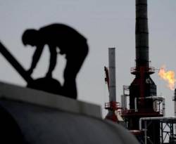 أنباء: الـ PYD يوقف التعاملات النفطية مع النظام.. ما علاقة واشنطن؟