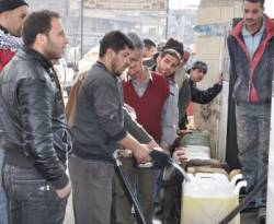 السوريون سيكتوون ببرد الشتاء ..توقعات بوصول سعر ليتر المازوت إلى 160 ليرة